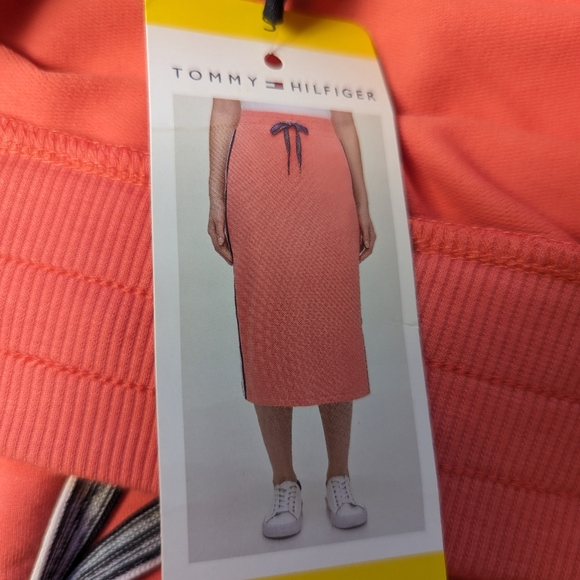 Tommy Hilfiger Long Skirt (Size S) - Picture 5 of 9